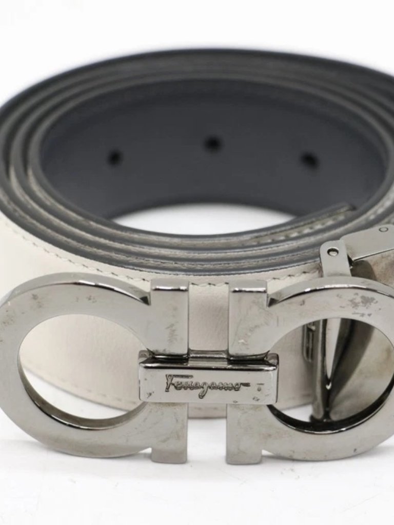 Salvatore Ferragamo Reversible Leather Gancini Belt 42" - White/Grey